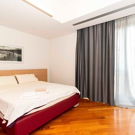 Open Space 53 Con Parcheggio In Struttura E Colazione Deliziosa 都灵 外观 照片